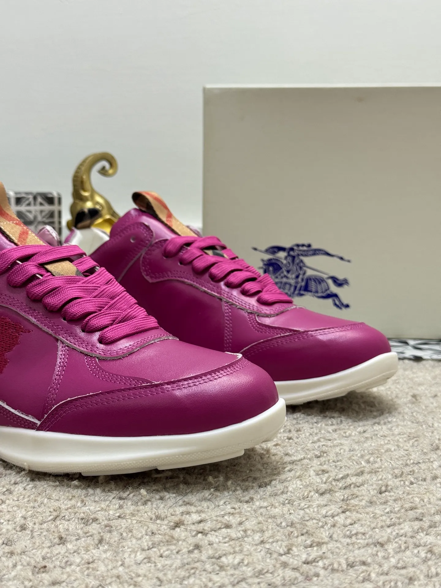 Men's shoes 💰420 [New style] 🐝🐝 [BURBERRY] Burberry - high-end quality original order 🔍🔍🔍 Upper: imported 🔝 calfskin, brand knitted pattern, tongue brand cloth label, lining: sheepskin lining, - outsole: rubber; two-color molded outsole, ultra-high quality control·fine workmanship: highlighted (high-end·luxury·grade) Size :38-44 (45 customized